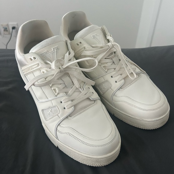 Loui Vuitton Skates size 11 all white - Picture 1 of 6